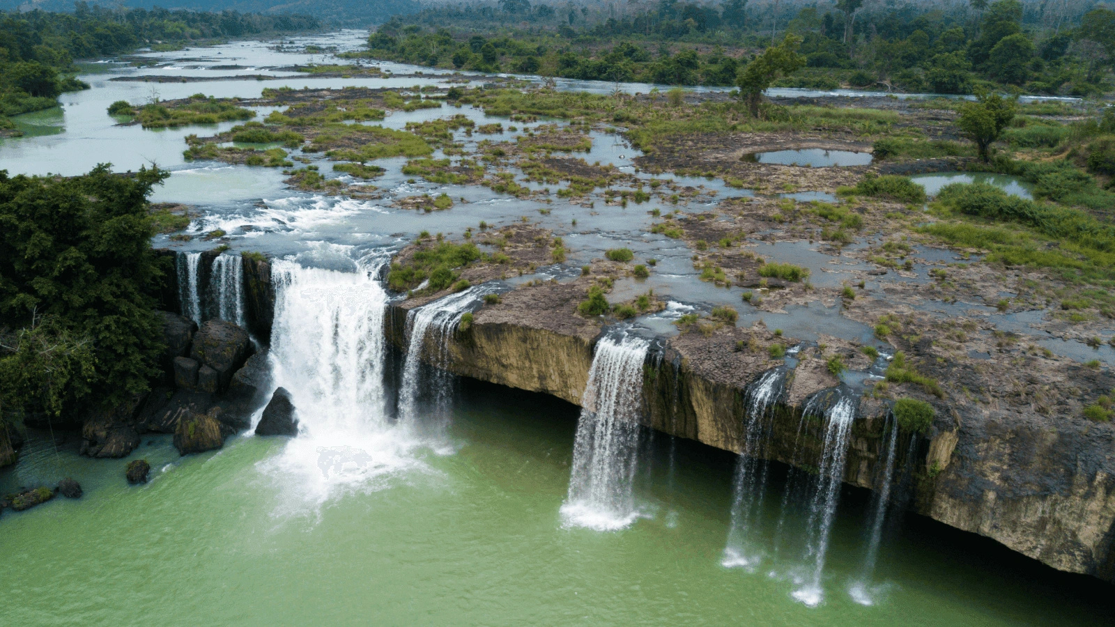 Ho Chi Minh (SGN) to Buon Ma Thuot (BMV)