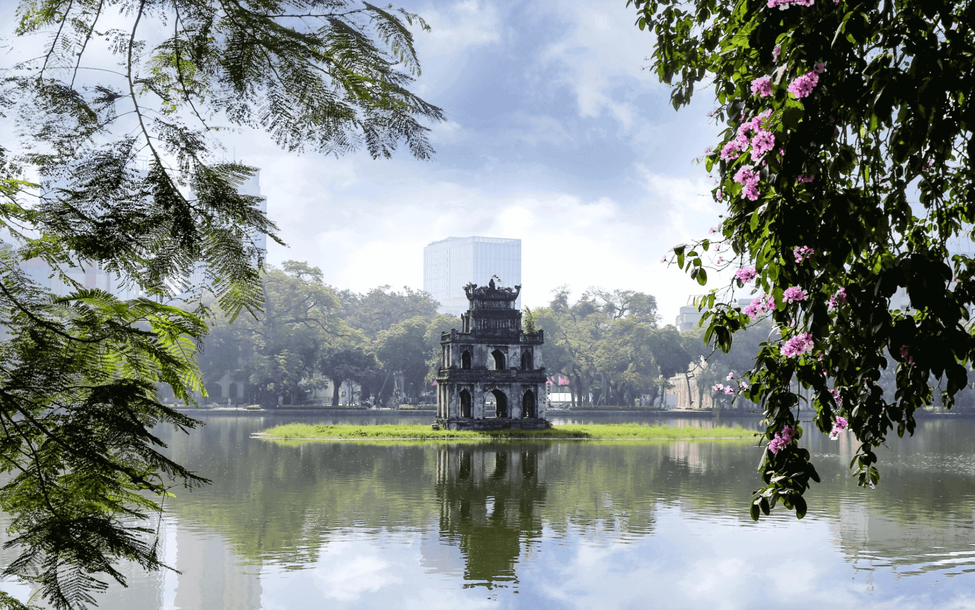 Da Lat (DLI) to Ha Noi (HAN)