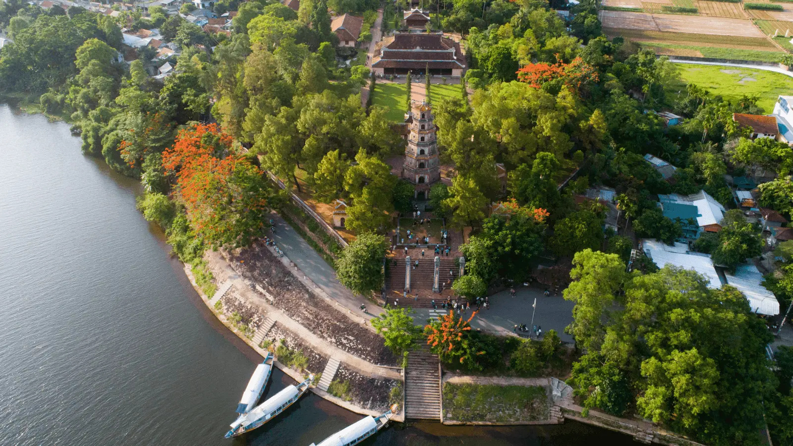 Sydney (SYD) to Hue (HUI)