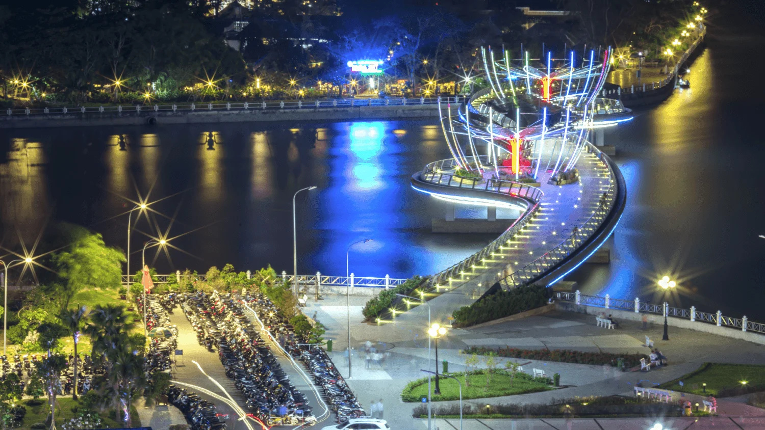 Da Nang (DAD) to Can Tho (VCA)